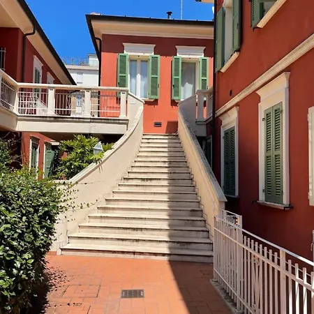 アパート Casa Linda ファーノ